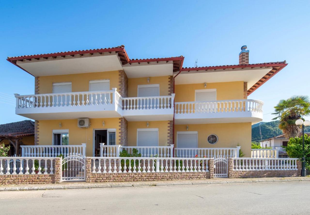 Family House Nikos Apartment Sykia Chalkidikis Bagian luar foto